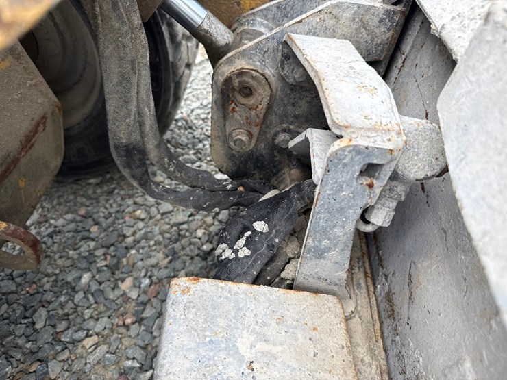 caterpillar-262c-image-11