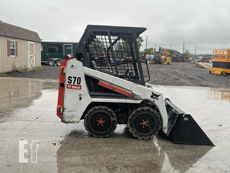 2013-bobcat-s70-image-5
