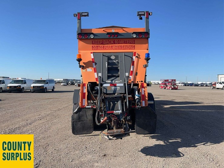 2016-international-workstar-7600-image-4