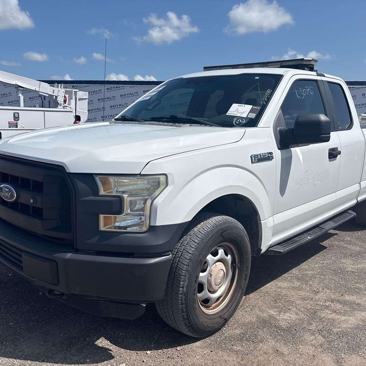 2016 FORD F150