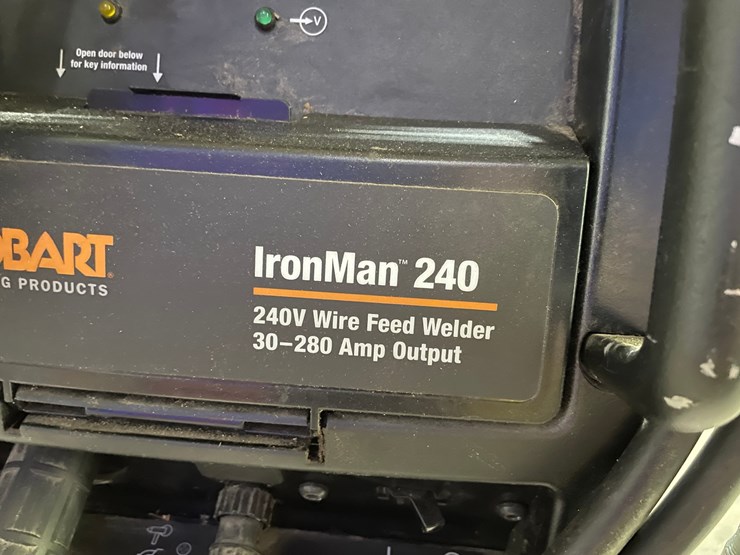 #7108-•-hobart-iron-man-240-wire-feed-welder-image-14