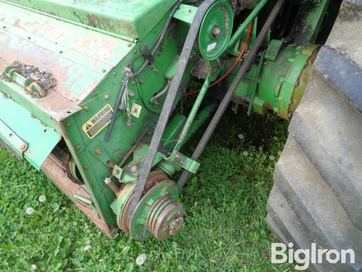 1982-john-deere-8820-image-9