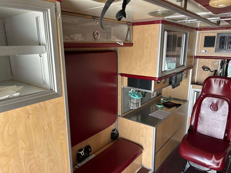 2011-international-durastar-4400-image-23