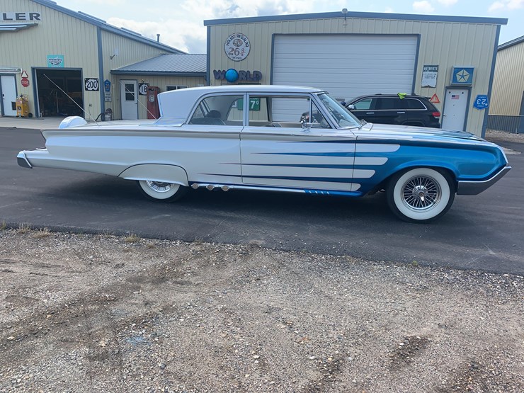 1964-mercury-monterey-image-4