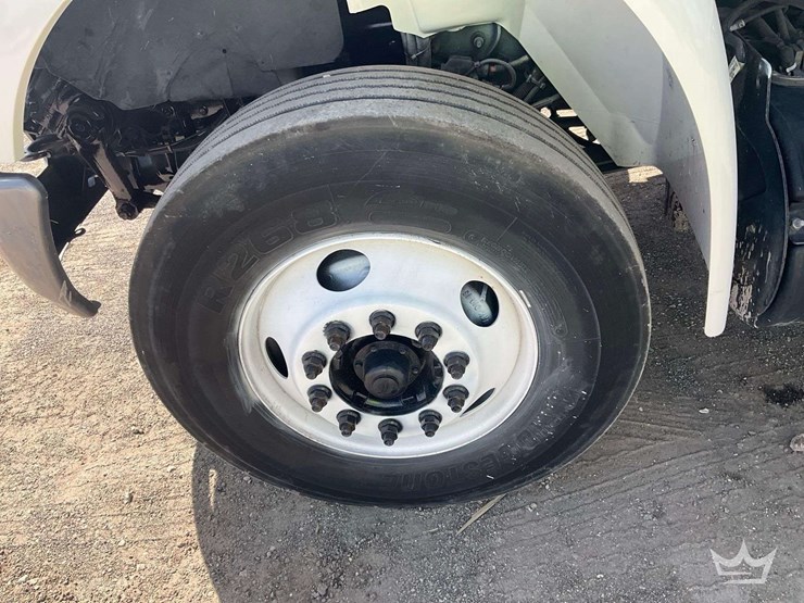 2019-international-durastar-4300-image-19