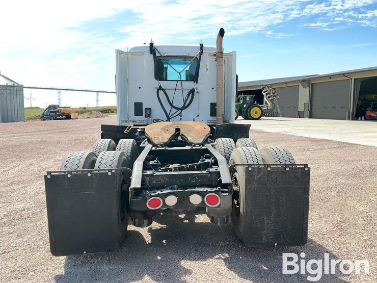 2018-kenworth-t880-image-6