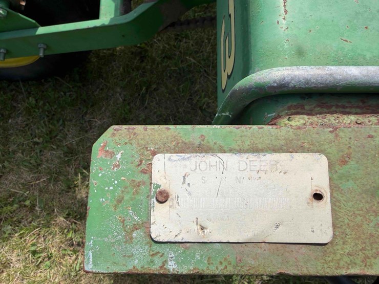 john-deere-7300-image-21