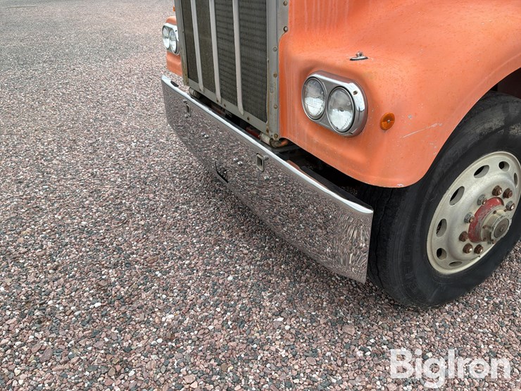 1973-kenworth-w900-image-15