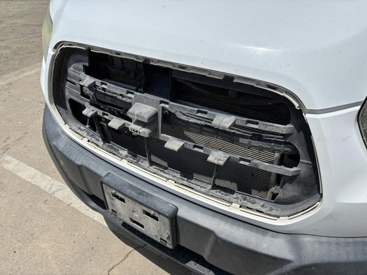 2017-ford-transit-image-7