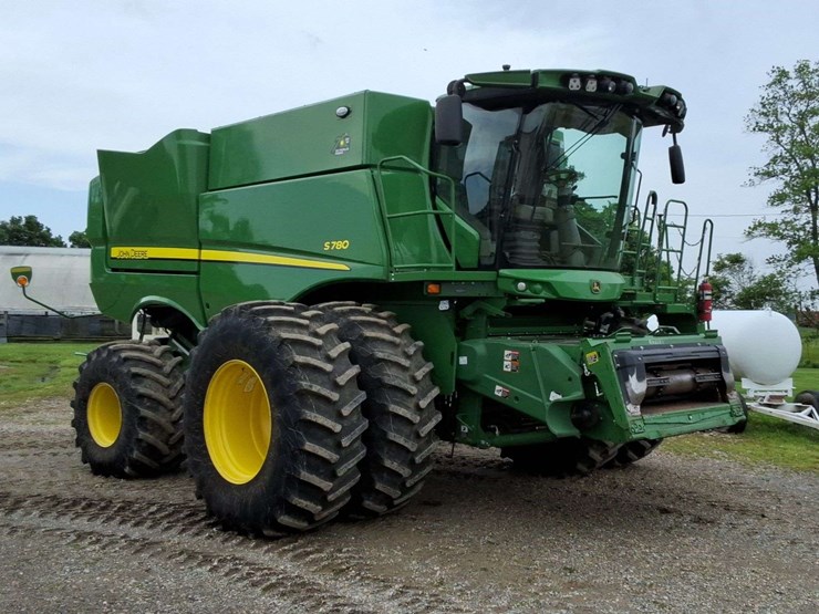 2023-john-deere-s780-image-3