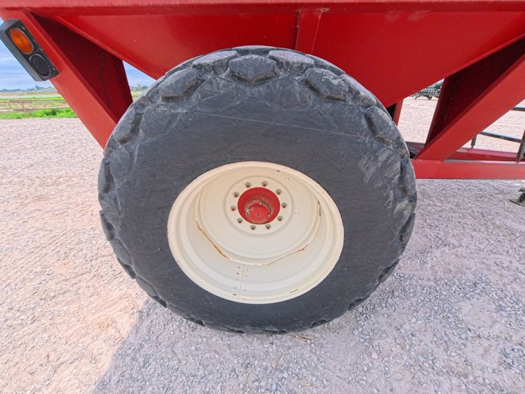 united-farm-tools-760-image-28