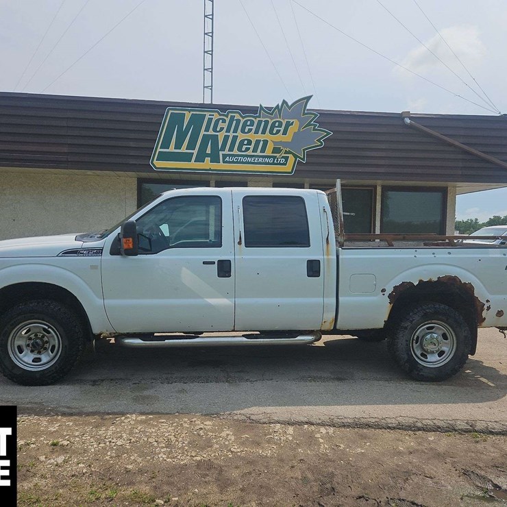 2011 FORD F350