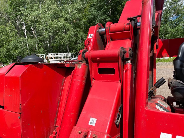 #6052-•-manitou-piggyback-forklift-image-17