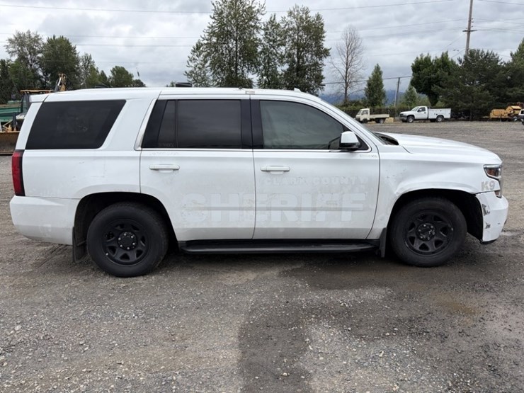 2019-chevrolet-tahoe-image-3
