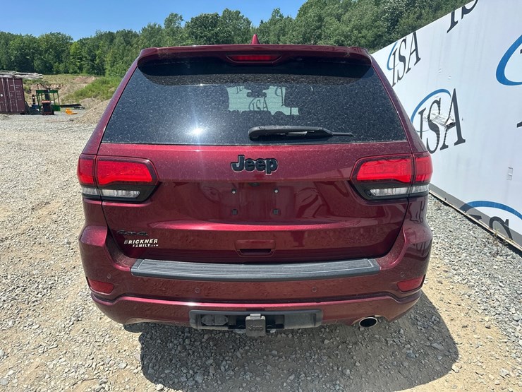 2021-jeep-grand-cherokee-image-4