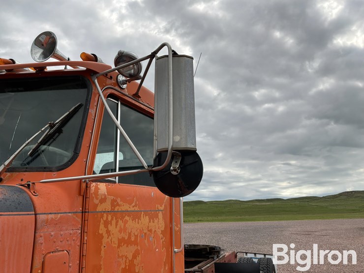 1973-kenworth-w900-image-17