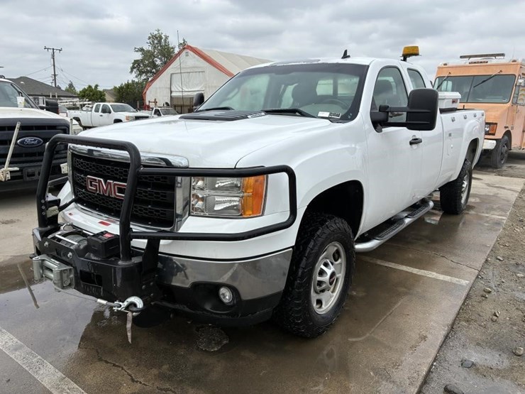 2012-gmc-sierra-2500-image-1