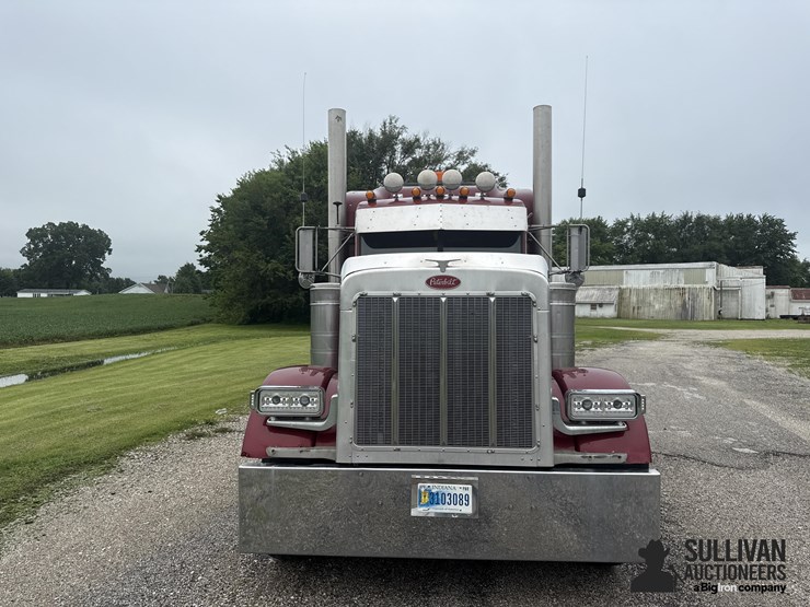 2003-peterbilt-379-image-2