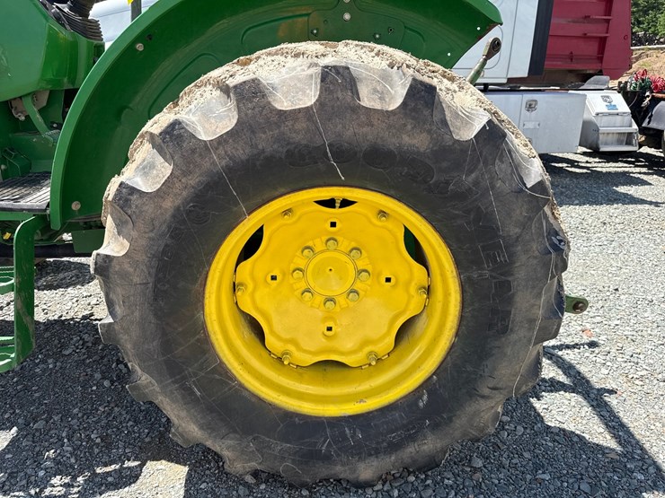 2018-john-deere-5065e-image-61