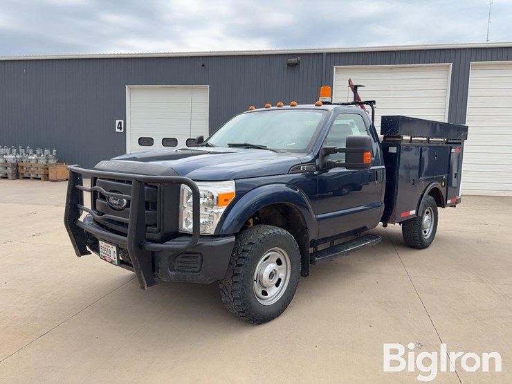 2016-ford-f350-xl-image-1