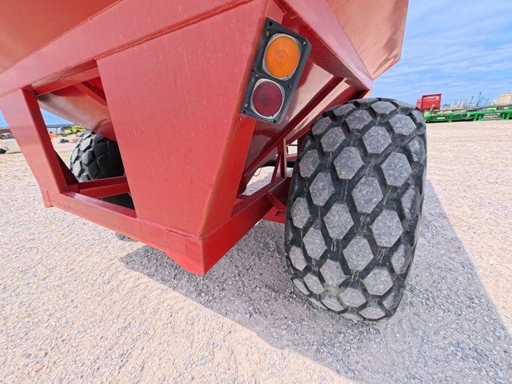 united-farm-tools-760-image-25