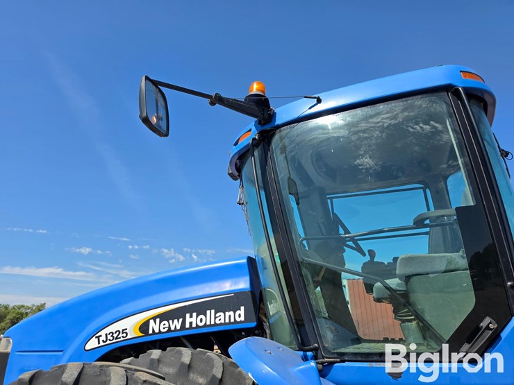 2003-new-holland-tj325-image-11