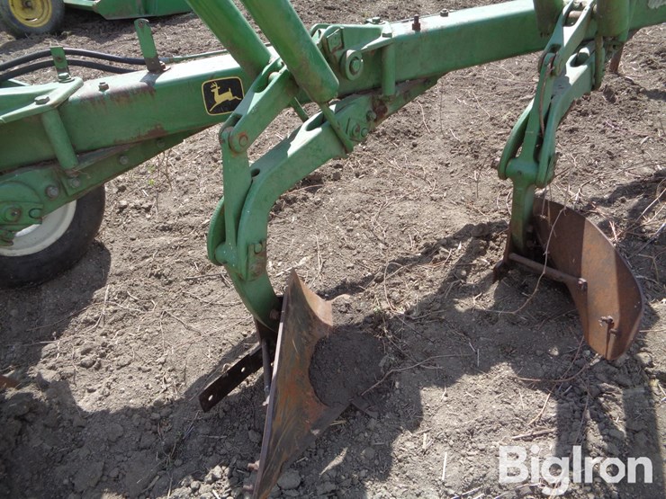 john-deere-2500-image-15
