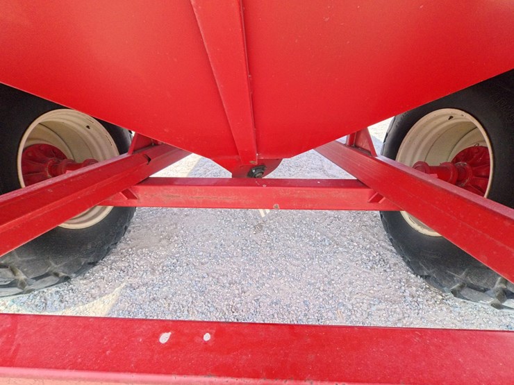 united-farm-tools-760-image-26