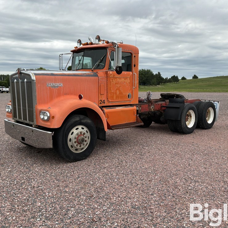 1973 KENWORTH W900
