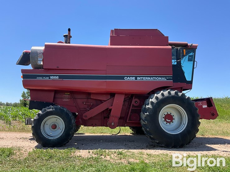 1993-case-ih-1666-image-4