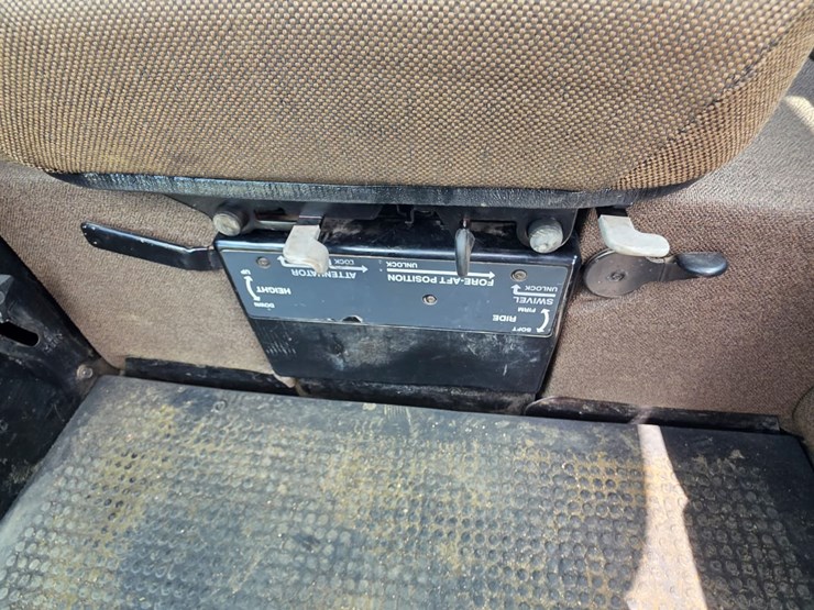 john-deere-4455-image-29