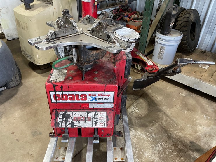 #6070-•-coats-shop-tire-changer-image-2