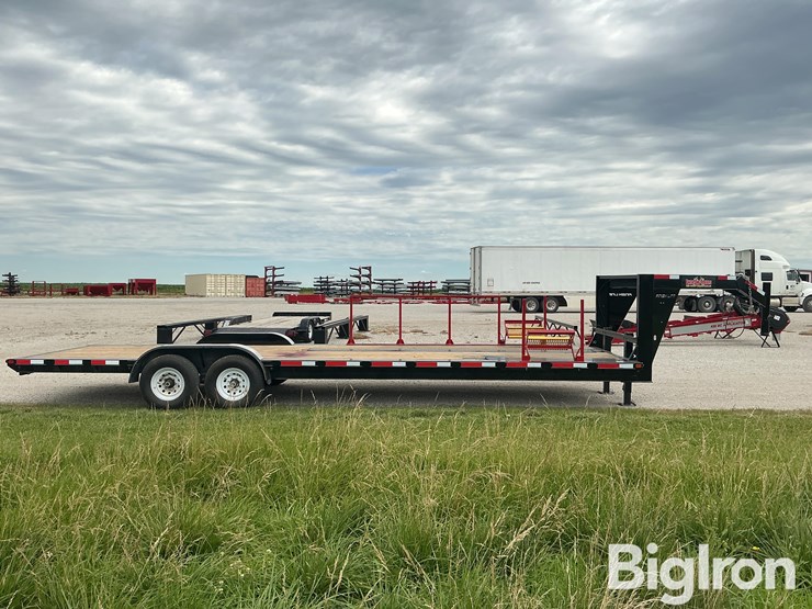 2016-finish-line-gooseneck-t/a-flatbed-trailer-image-4