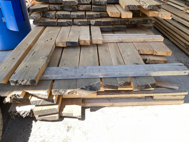 #7168-•-assortment-of-rough-saw-lumber-image-4