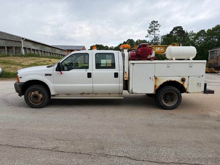 2001-ford-f450-image-2