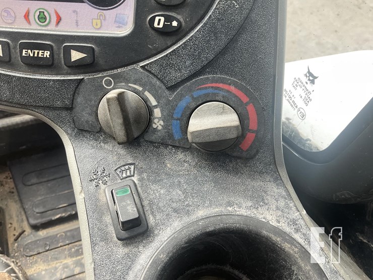 2019-bobcat-e55-image-15