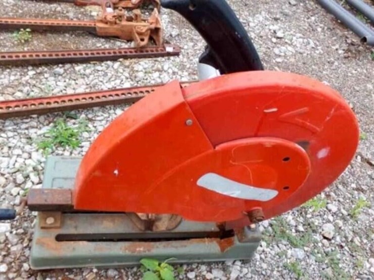 14"-chop-saw,-works-image-2
