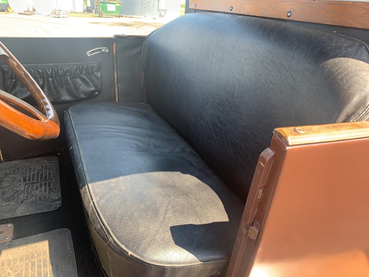 1929-hudson-limousine-image-12