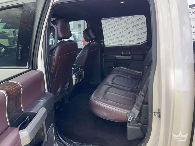 2016-ford-f150-image-19