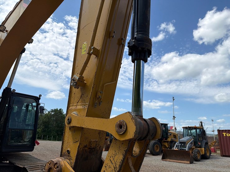 caterpillar-336el-image-19