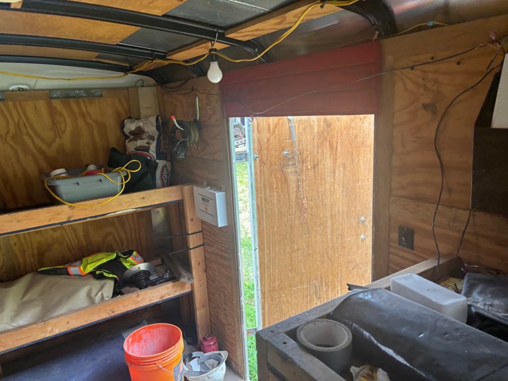 #2232-•-cargomate-16'-enclosed-trailer-image-36