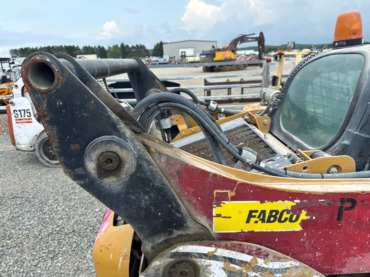 caterpillar-262c-image-26