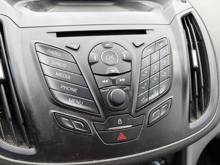 2014-ford-escape-image-31