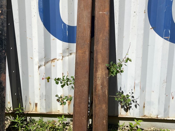 #7113-•-set-of-pallet-fork-extensions-image-1