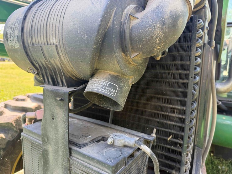 2011-john-deere-5101e-image-19