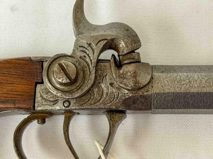 vintage-black-powder-pistol-image-12