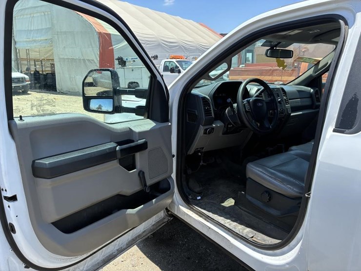 2018-ford-f250-image-13