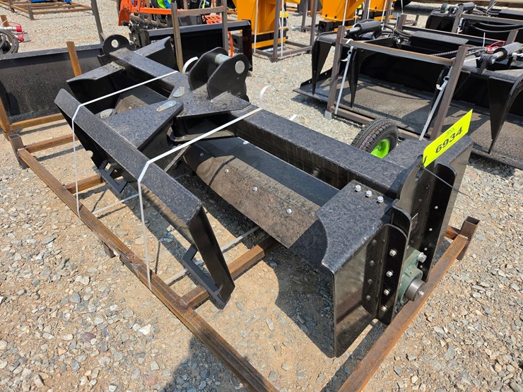 #6934-•-approx.-71"-unused-future-pr71-skid-steer-power-rake-attachment-image-3