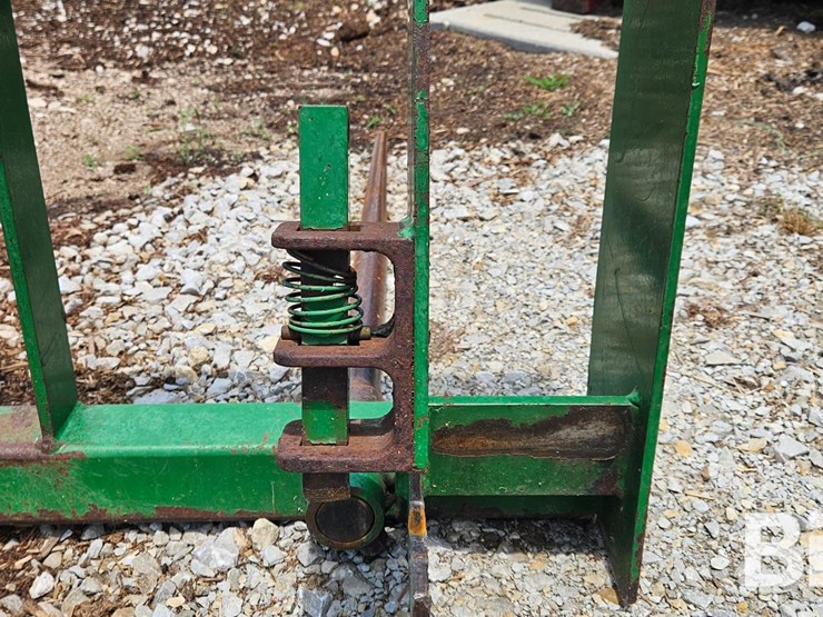 2012-john-deere-640-image-10