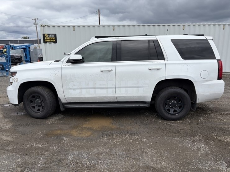 2019-chevrolet-tahoe-image-7